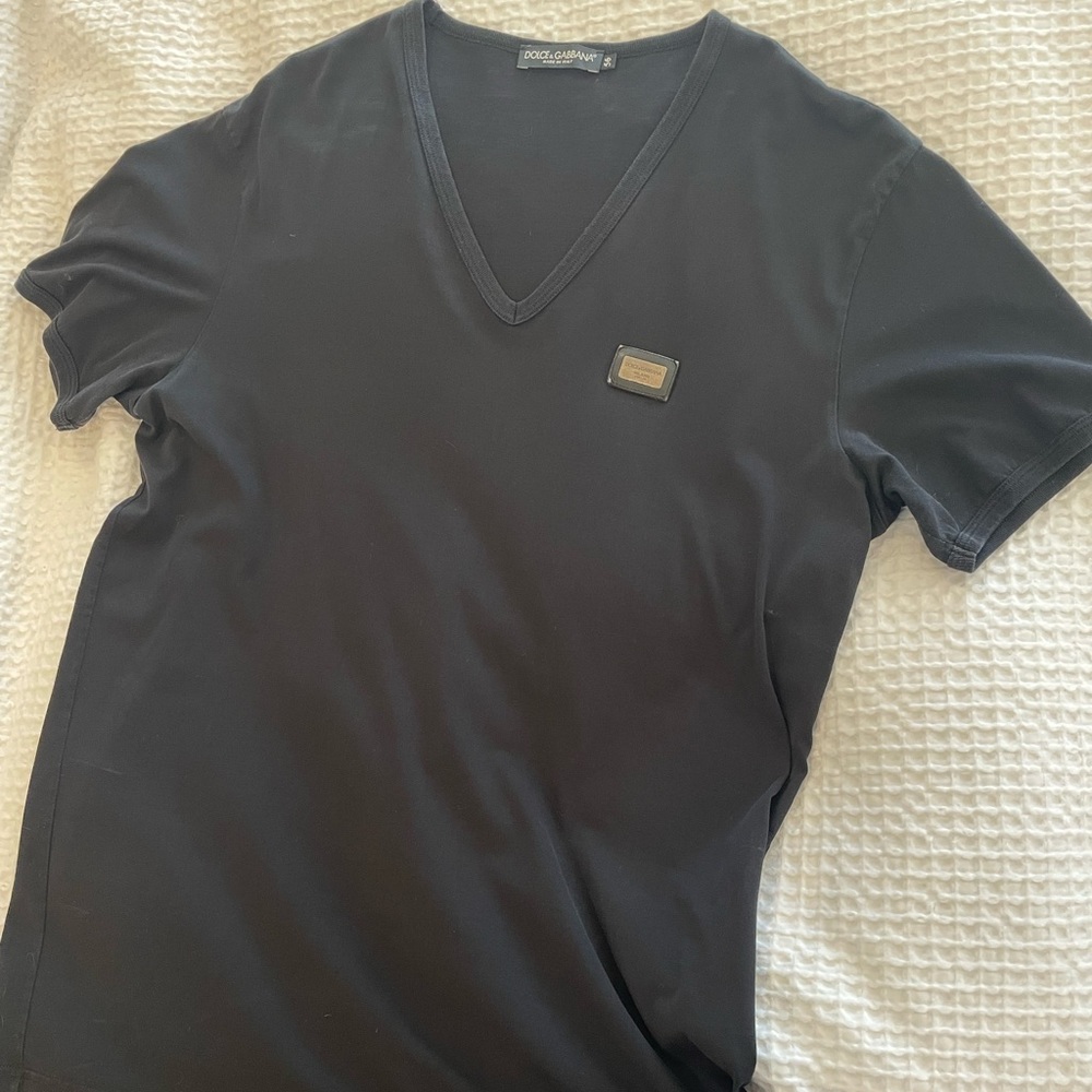 Men’s v-neck authentic Dolce & Gabbana shirt